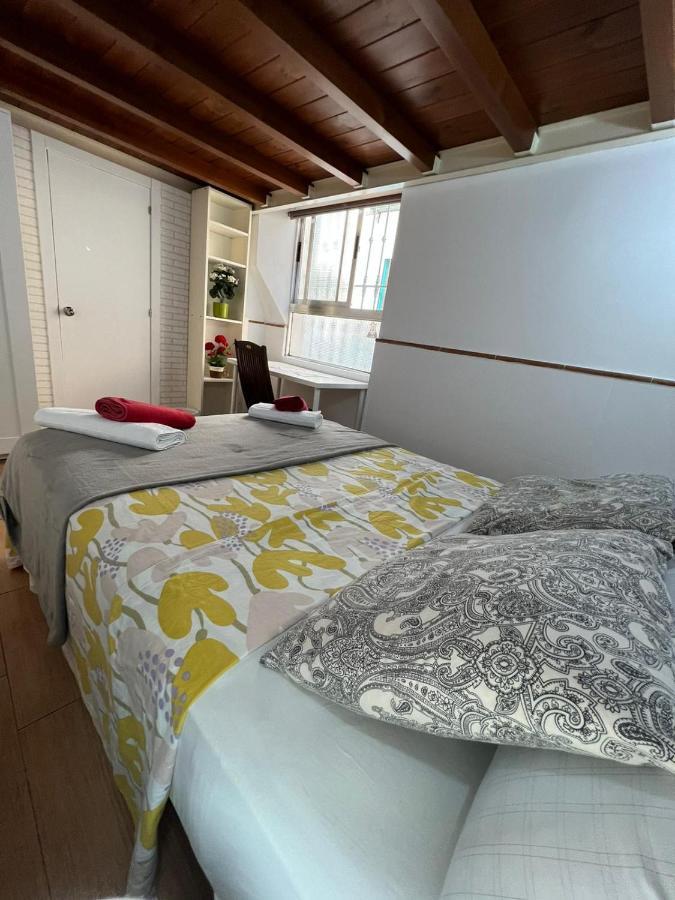 Airbhouse Private Rooms & Apartments Sevilla Kültér fotó
