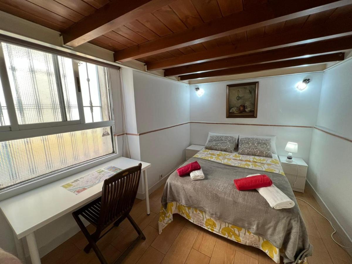Airbhouse Private Rooms & Apartments Sevilla Kültér fotó