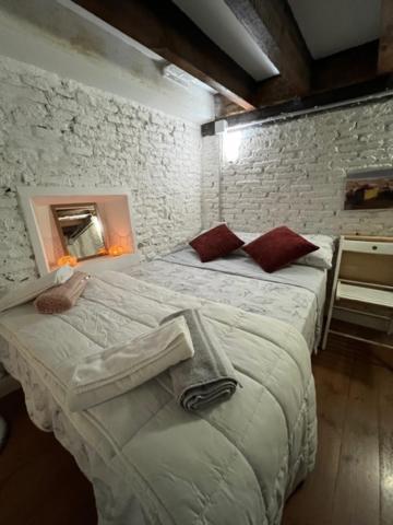 Airbhouse Private Rooms & Apartments Sevilla Szoba fotó