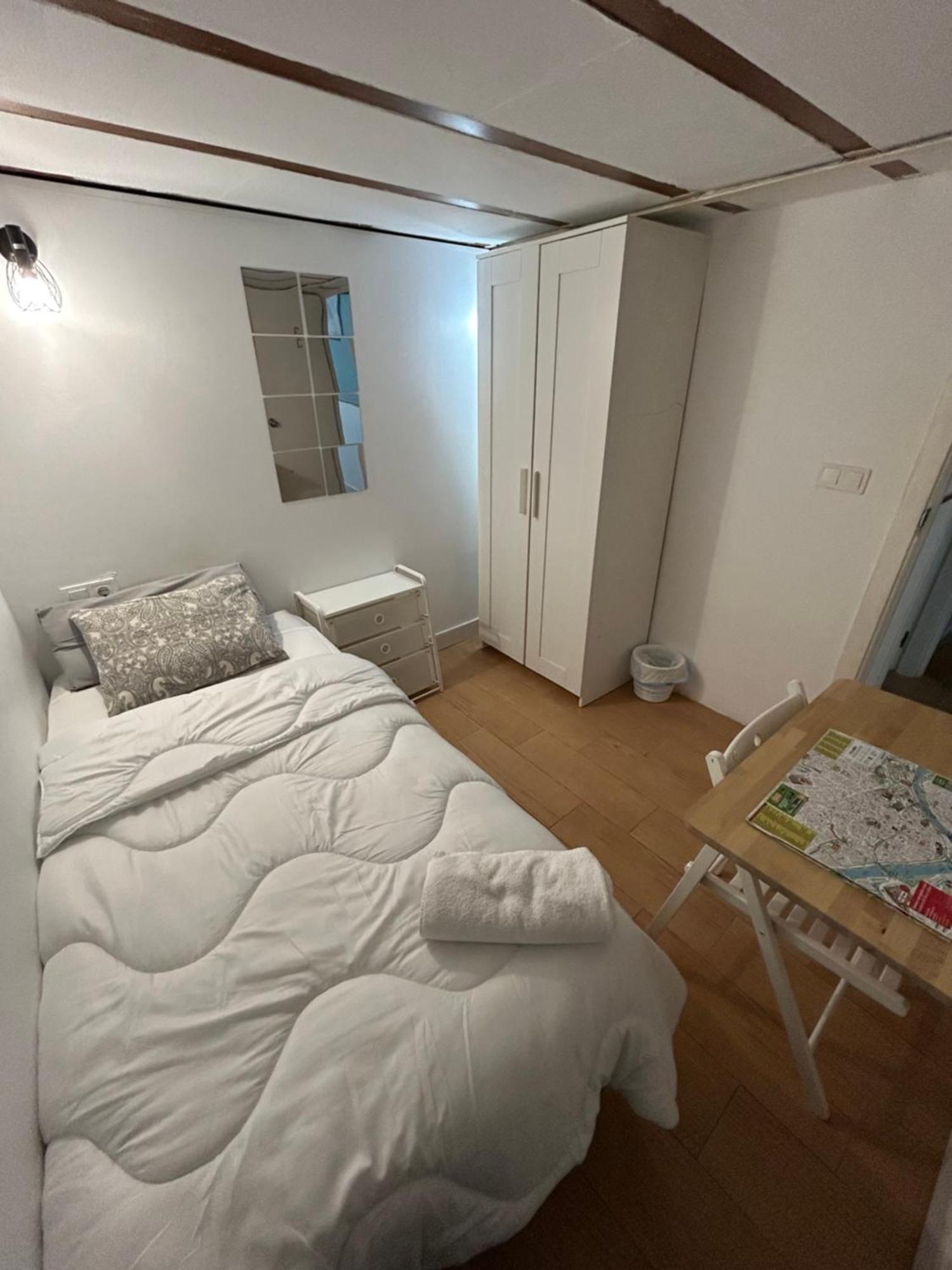 Airbhouse Private Rooms & Apartments Sevilla Kültér fotó